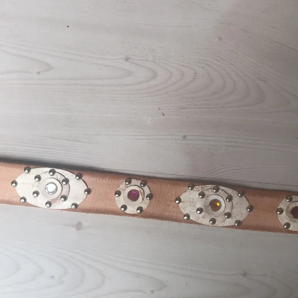Linea Pelle Studded Leather Belt Y2K Western Boho Hippie Solid Brass